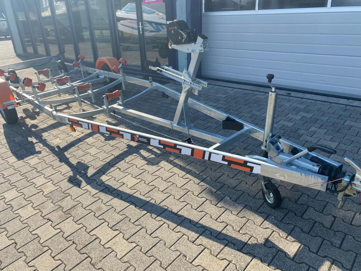 Thomas Trailer  1300 For sale