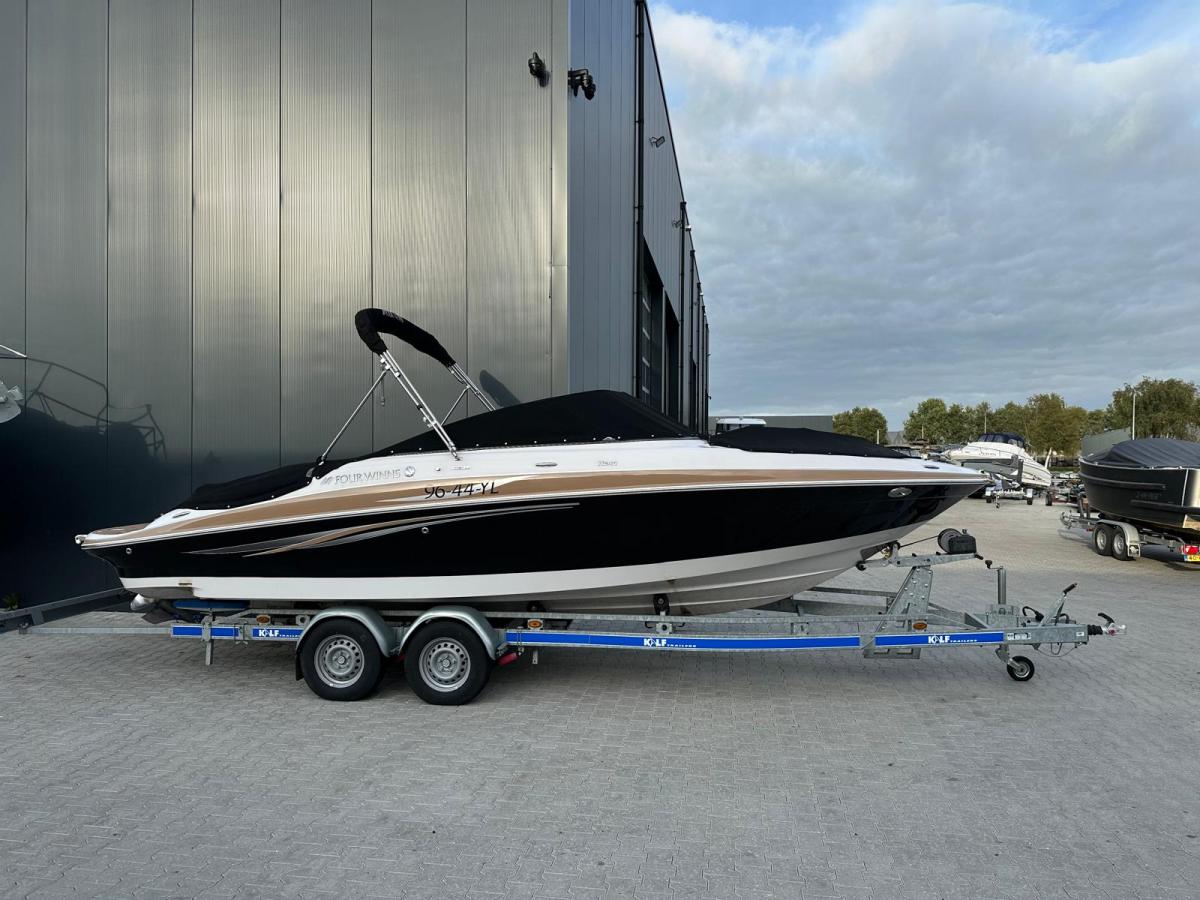 Four Winns H 240 Bowrider Te koop