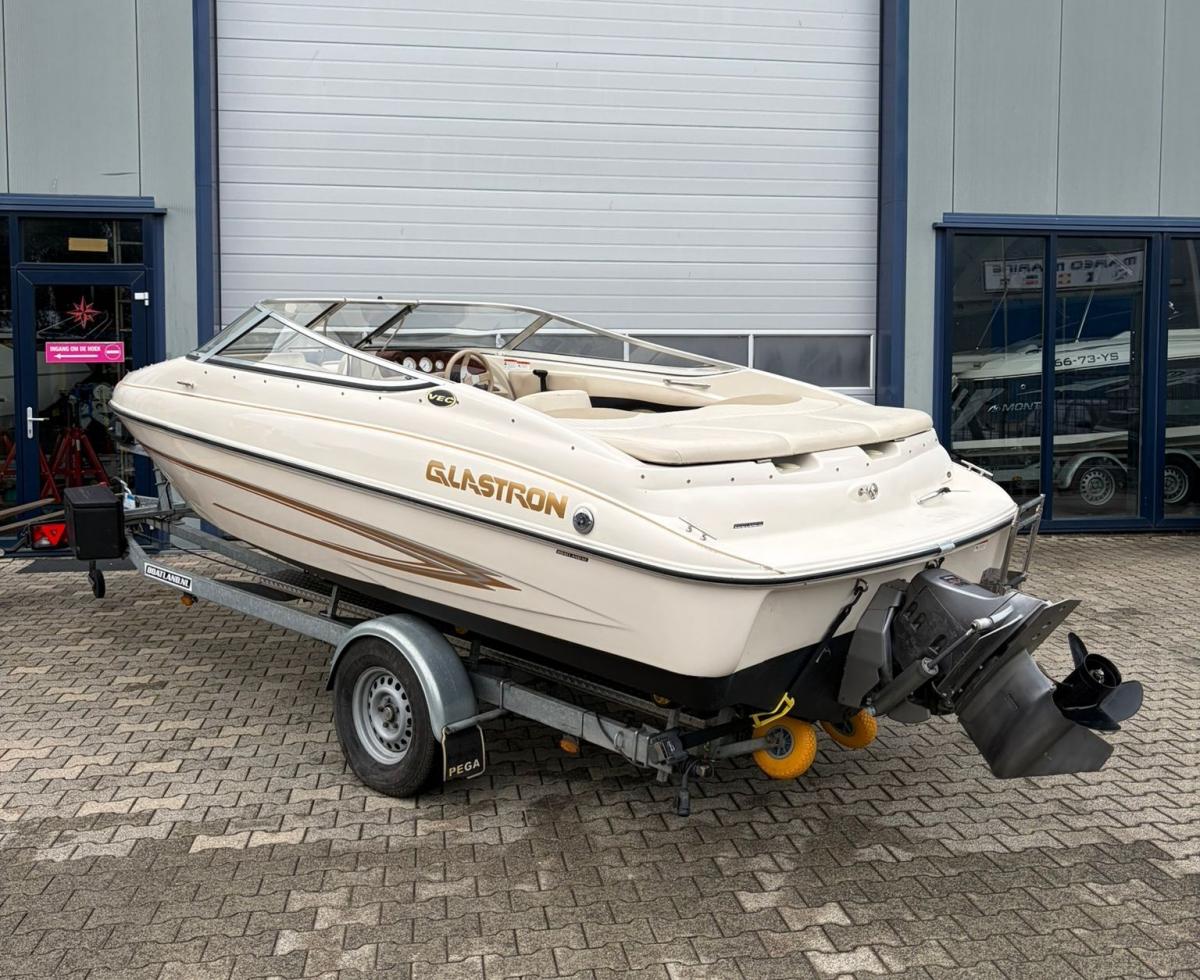 Glastron GX185 Bowrider Te koop