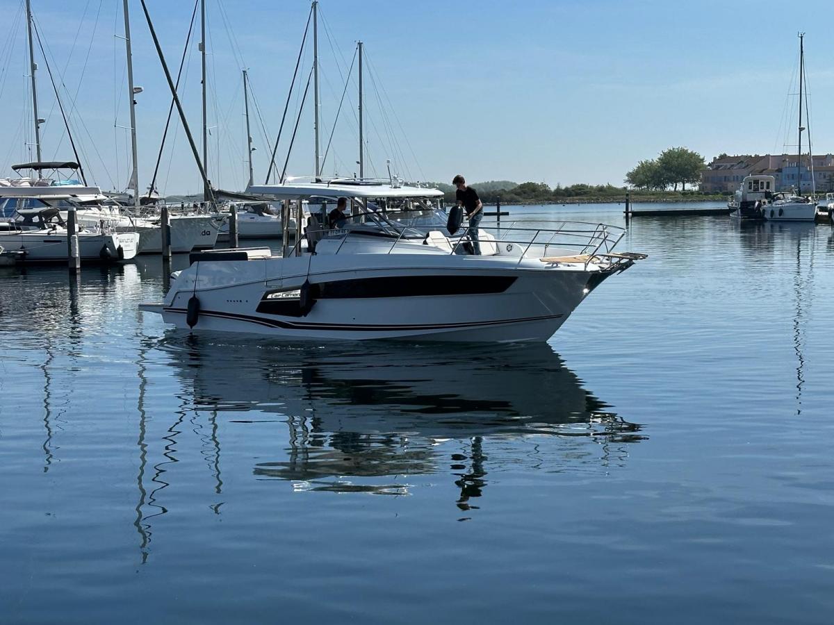 Jeanneau Cap Camarat 12.5-WA Te koop