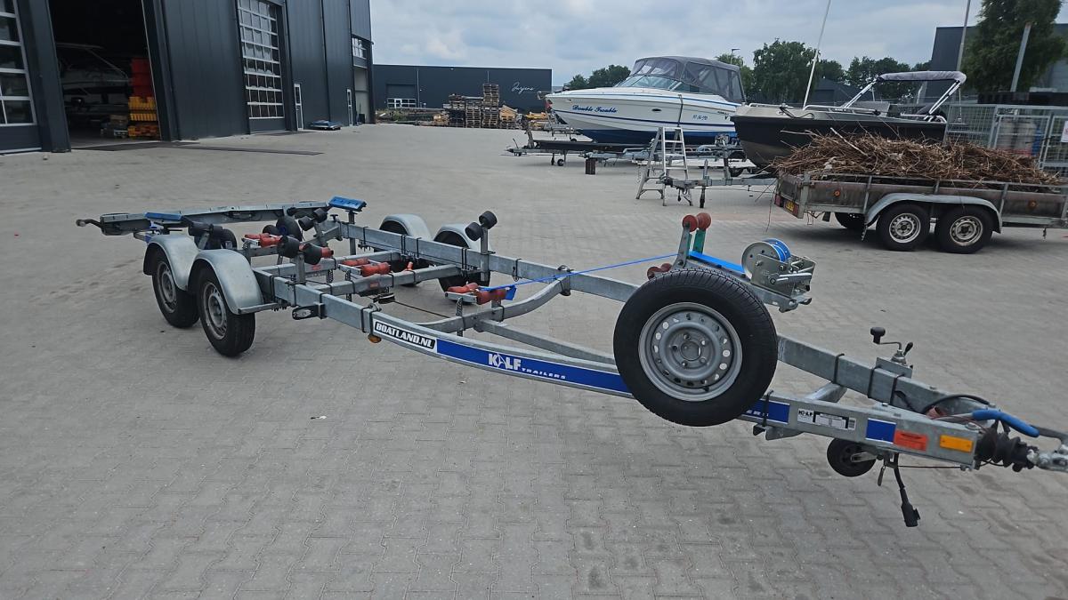 Kalf boottrailer V-2000 Tandem-as Te koop