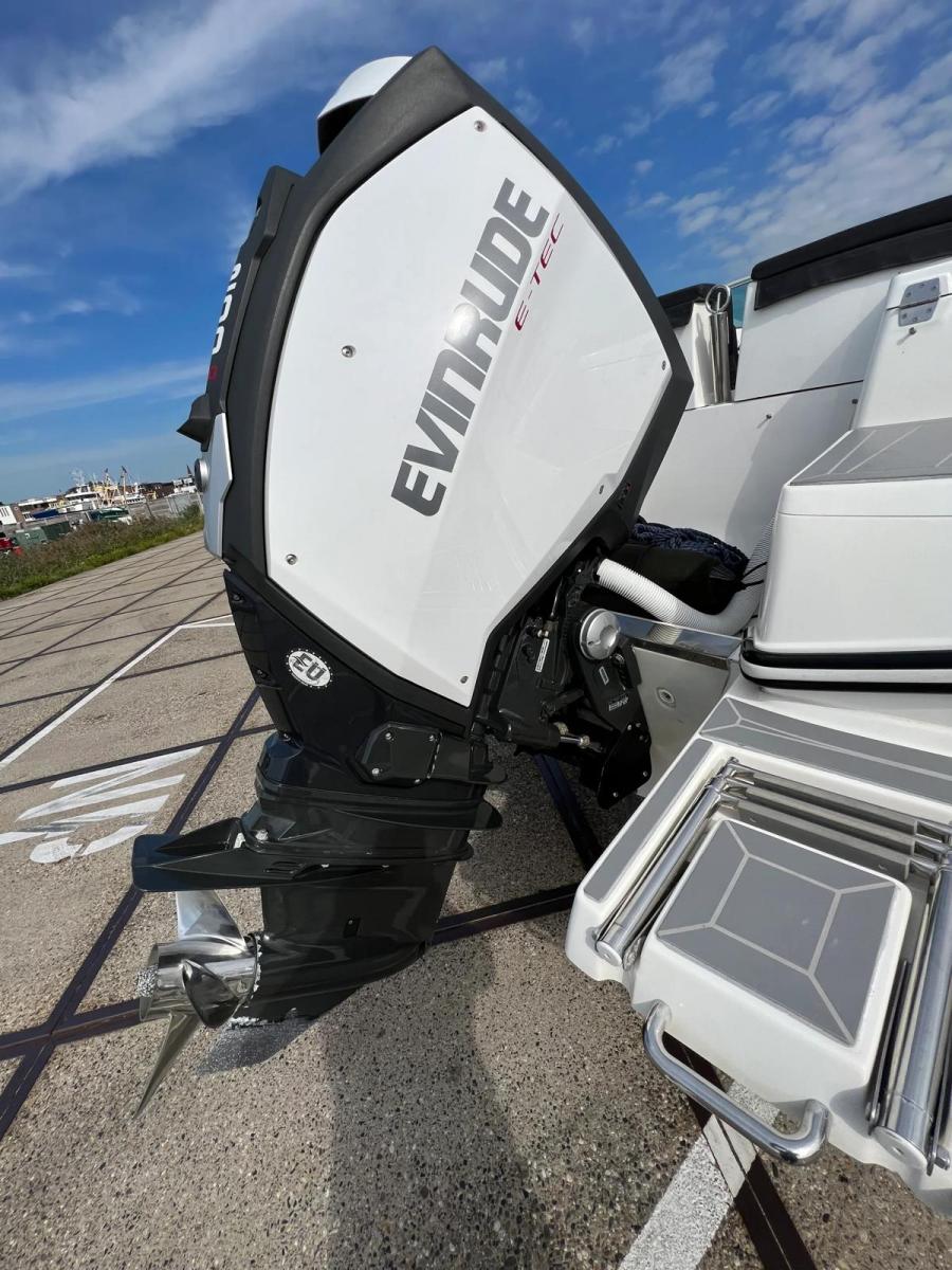 Evinrude 200PK E-TEC HIGH OUTPUT Te koop