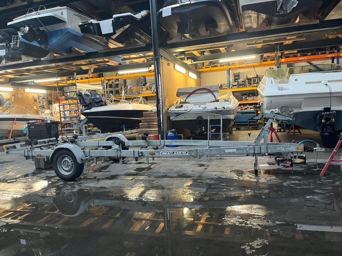 Kalf 1500 kg trailer Te koop