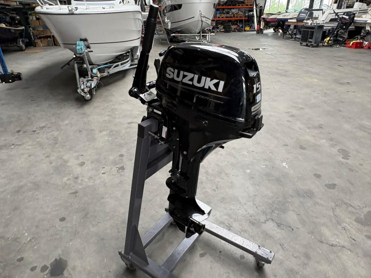 Suzuki DF15ARL EFI Te koop